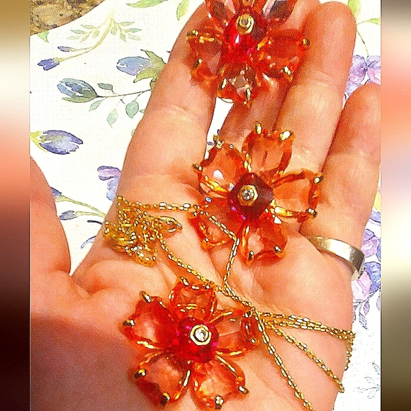 ๐น NWOT Florere necklaceFlower, Pink, Gold-tone plated - Picture 10 of 11